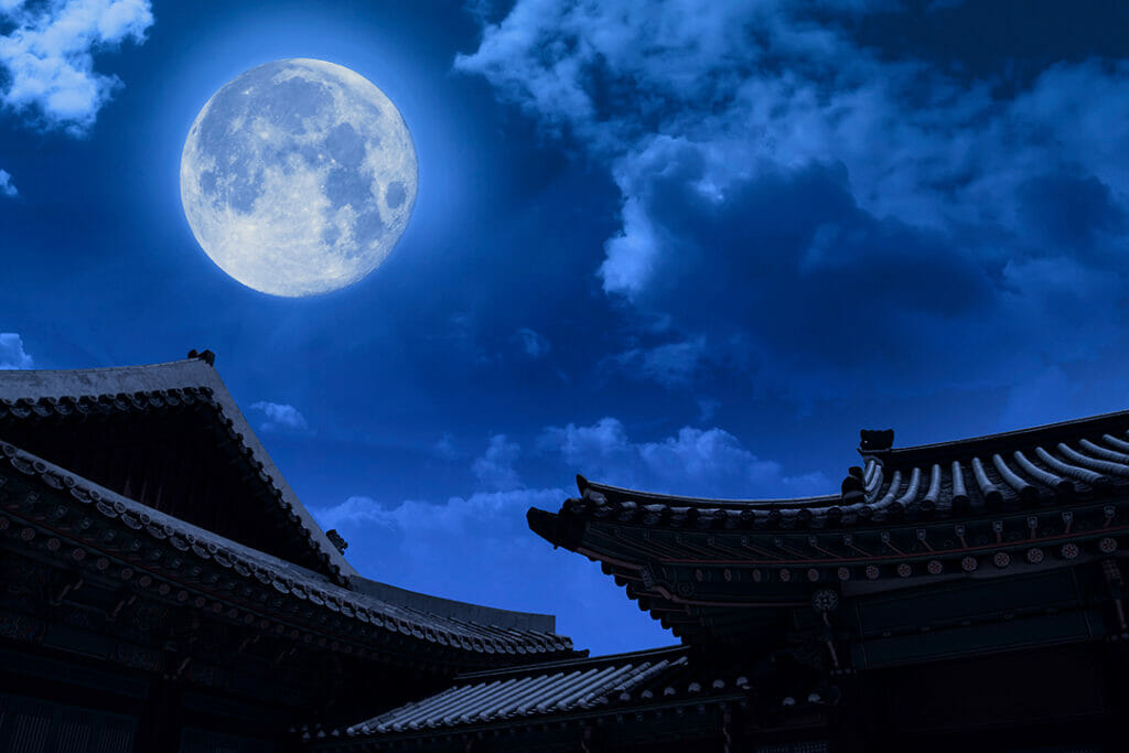 full moon in Japan